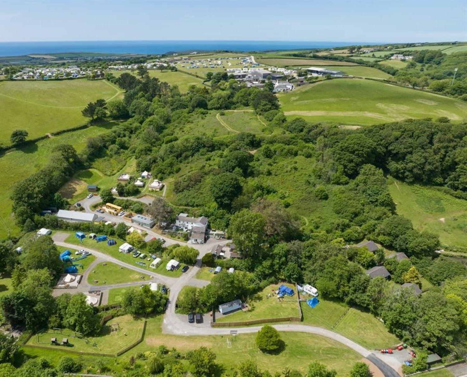 Willow Valley Glamping 布德 外观 照片